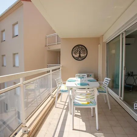 Elegant 2p Avec Piscine, Garage Et Ac * Cannes