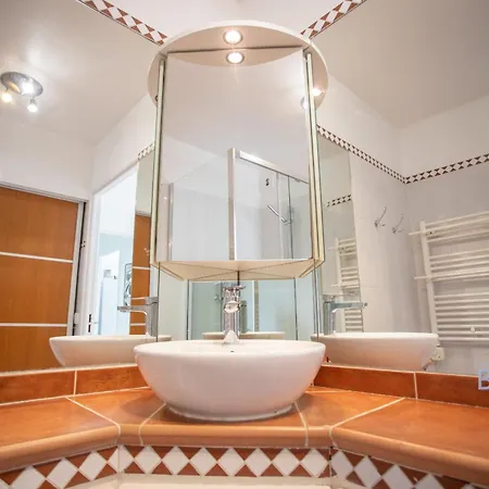 Lägenhet Elegant 2p Avec Piscine, Garage Et Ac