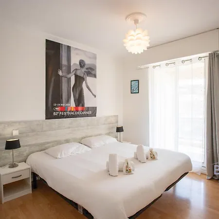 Elegant 2p Avec Piscine, Garage Et Ac Cannes